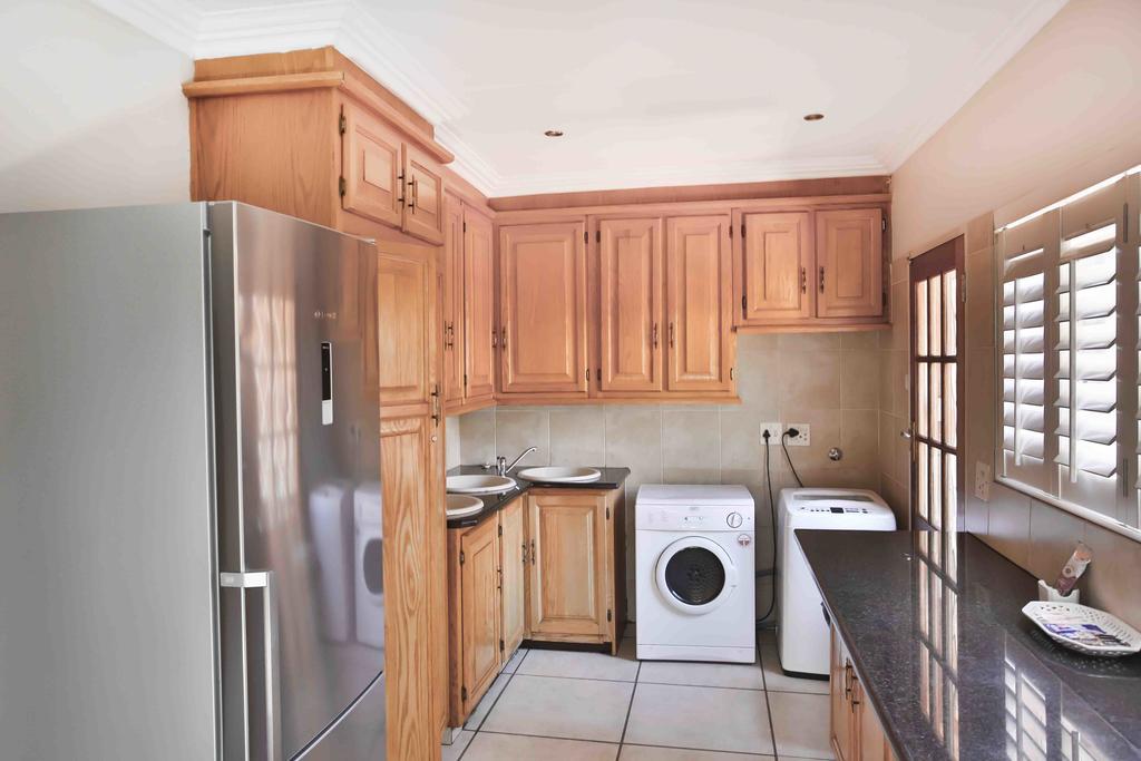 Accommodation At Vans No Loadshedding Centurion Εξωτερικό φωτογραφία